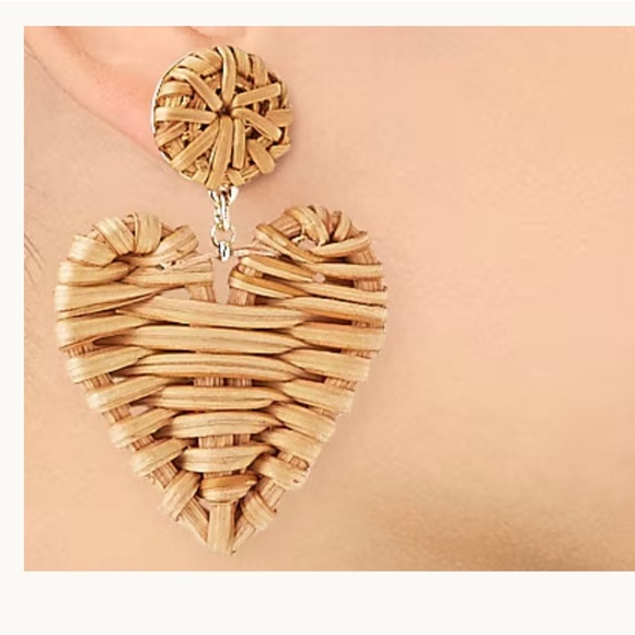 J Crew Factory Woven Rattan Heart Shape  Statement Earrings  NEW - Picture 3 of 5